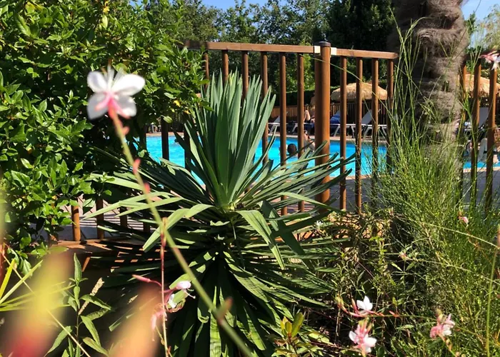 Parque de Campismo Le Bon Coin 2 Pers *